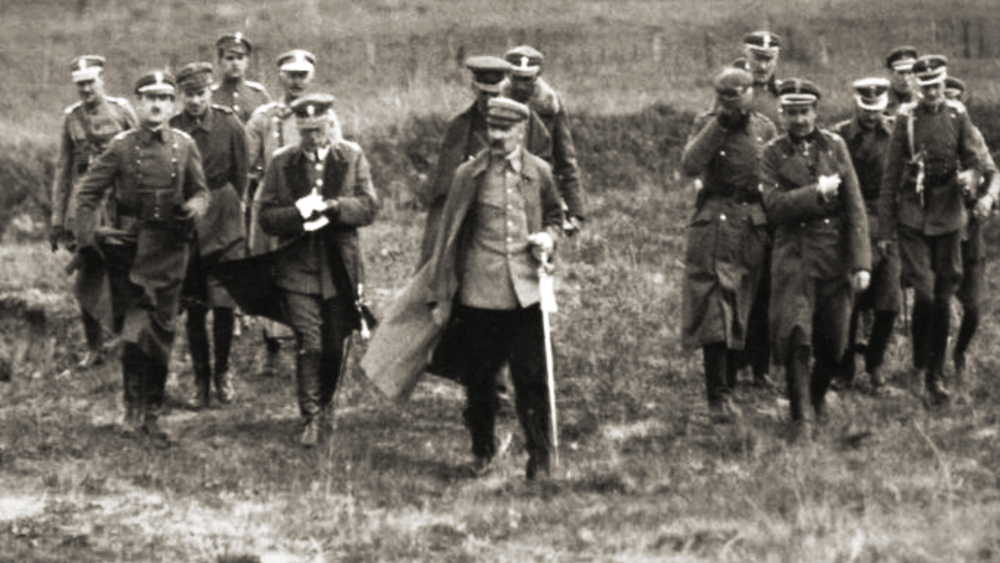 Józef Piłsudski ze sztabem, wiosna 1920