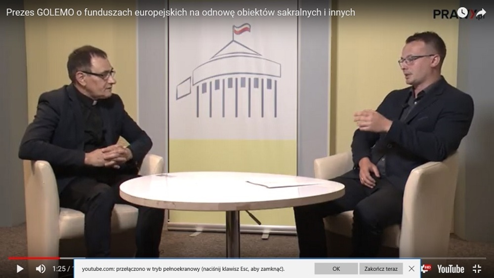 Wywiad ks. Ryszarda Halwy z prezesem Golemo na temat funduszy europejskich na odnowę obiektów sakralnych i innych.