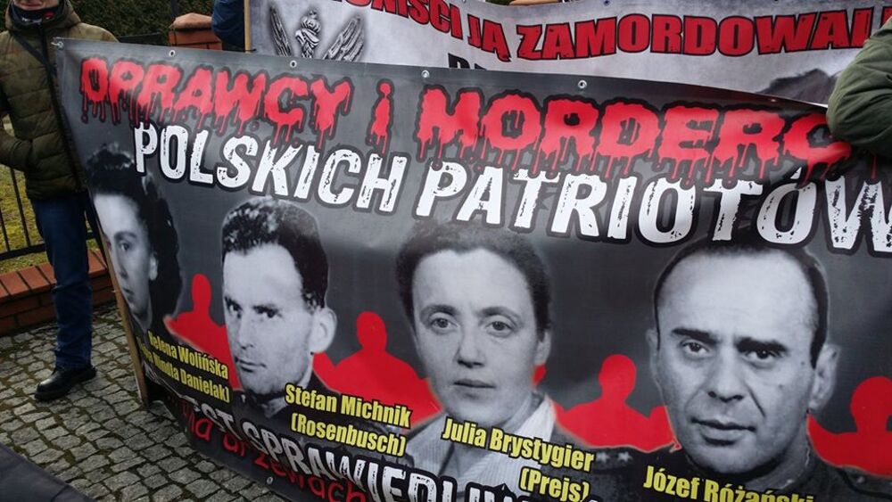 Zbrodnie Żydów w okupowanej przez komunistów Polsce według profesora Jerzego Roberta Nowaka