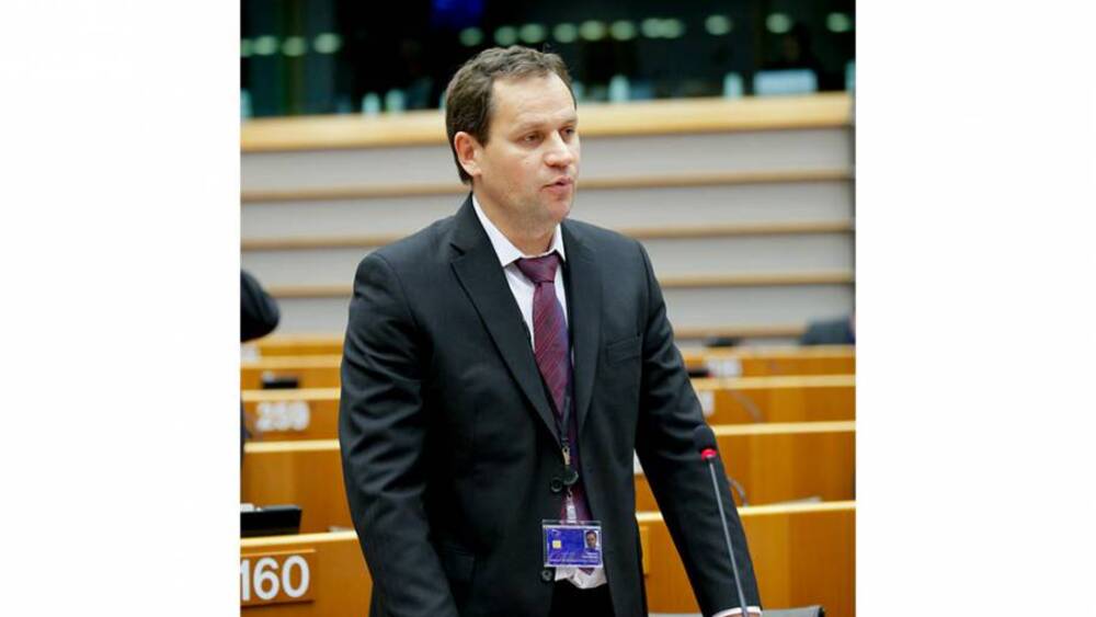 Waldemar Tomaszewski podczas sesji PE w Brukseli