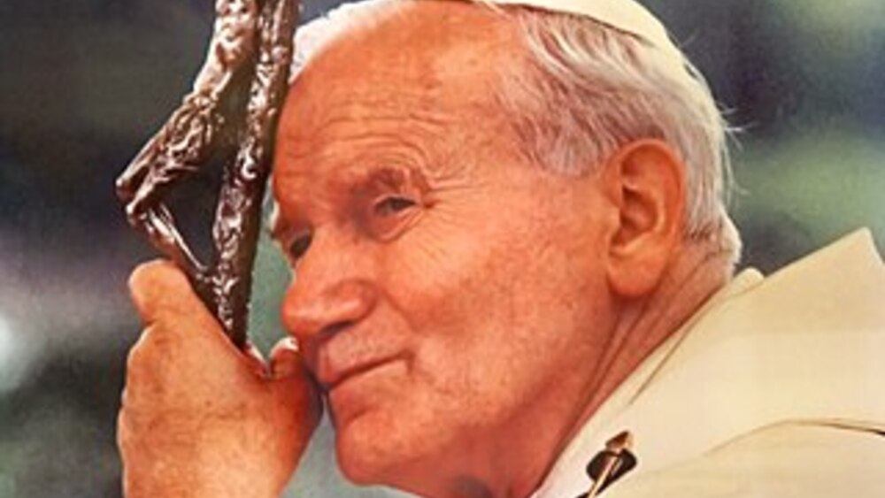By Dennis Jarvis from Halifax, Canada - Luxembourg-5151 - Pope John Paul II, CC BY-SA 2.0, https://commons.wikimedia.org/w/index.php?curid=66953469