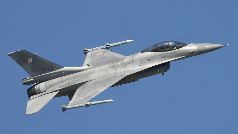 F-16