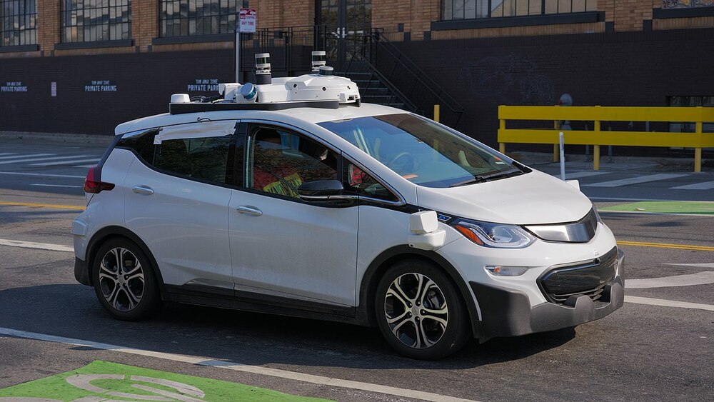 Chevrolet Bolt trzeciej generacji Cruise Automation widziany w San Francisco.