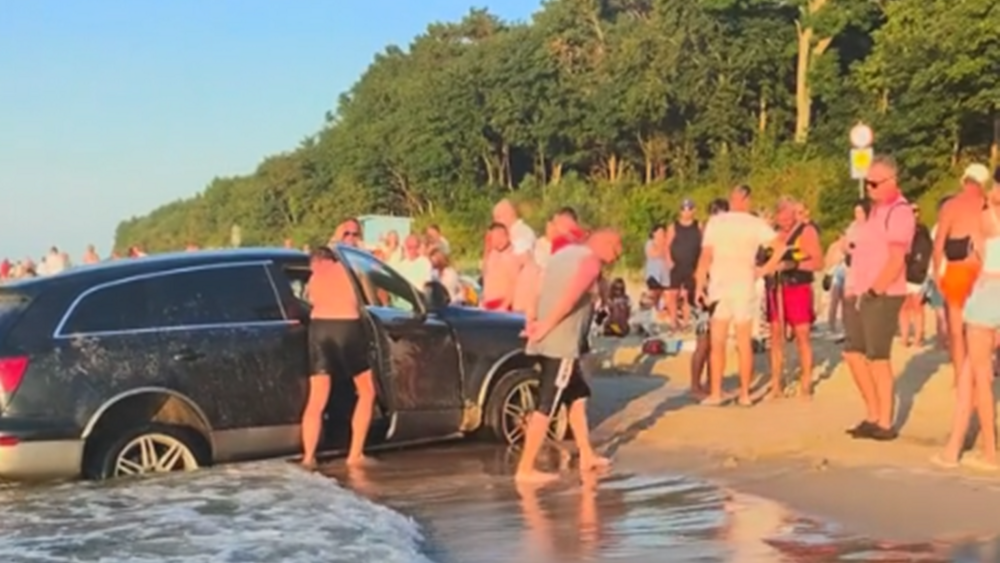 Audi na plaży