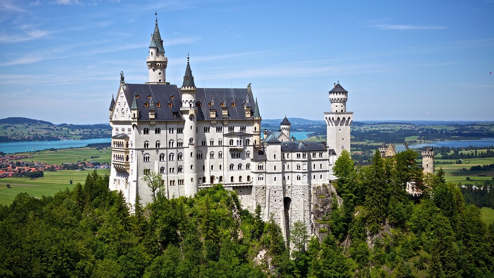 Zamek Neuschwanstein w południowych Niemczech