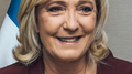 Le Pen mówi, że nie będzie dążyć do dymisji Macrona