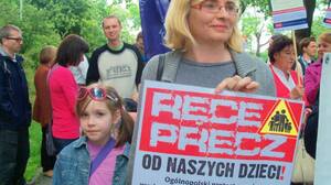 WALCZYMY O NASZE DZIECI! Demonstracja przeciw demoralizacji dzieci