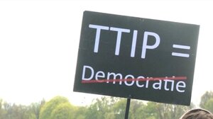 90 tys. osób protestowało w Berlinie przeciwko TTIP