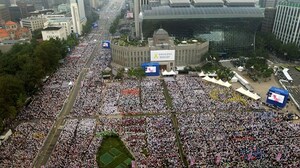 Setki tysięcy wiernych na beatyfikacji koreańskich męczenników