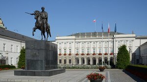 Prezydent zapowiedział stanowcze działania wobec nowej władzy