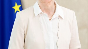 Nowe doniesienia. Ursula von der Leyen była w stałym kontakcie z szefem Pfizera podczas pandemii?