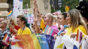Trzy czwarte osób LGBTQ+ w UE uważa się za dyskryminowane