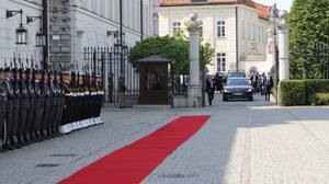 "Bicie, szarpanie, kopanie..." Tak miał zachowywać się szef ochrony Donalda Tuska!