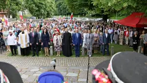 Szeroko zakrojone obchody operacji „Ostra Brama” na wileńskiej Rossie. "Ojczyzna to zbiorowy obowiązek"