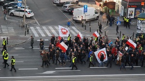 „Pieniądze polityków dajcie sadownikom!” Protest w Warszawie