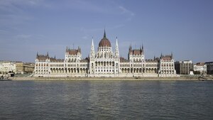 Węgierski parlament podjął decyzję w sprawie członkostwa Szwecji w NATO