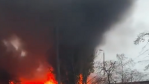 Ogromny pożar w Poznaniu. Paliły się pociągi! [VIDEO]