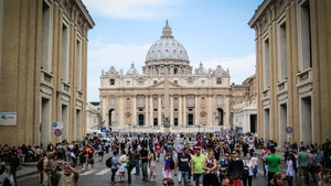 Kobieta teolog na Synodzie o synodalności: Zbyt duży nacisk na kobiety-księży